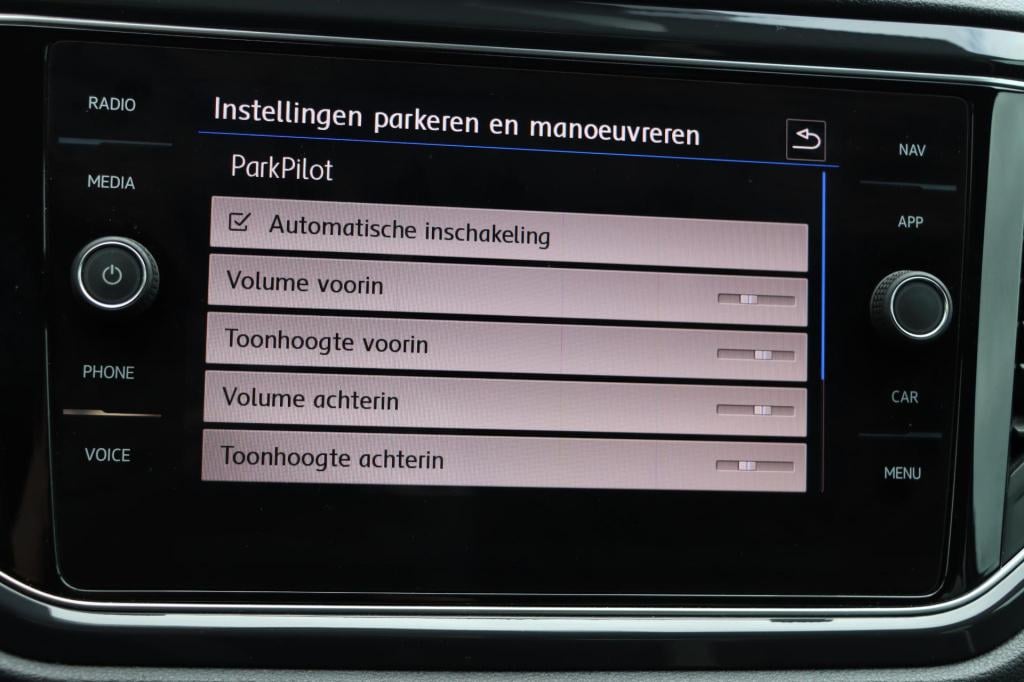 Volkswagen T-roc 1.5 tsi sport 150pk