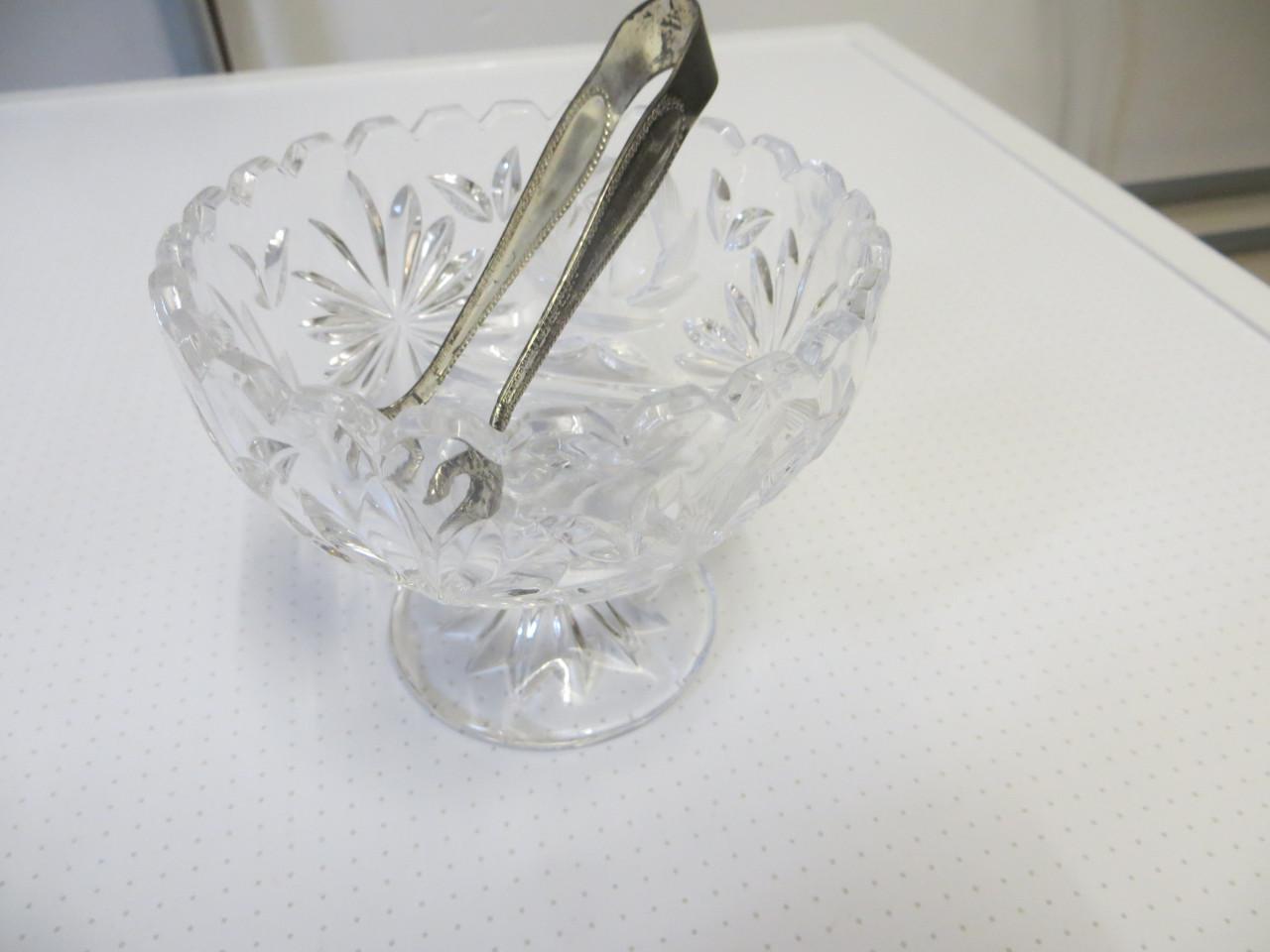 Kristallen schaaltje