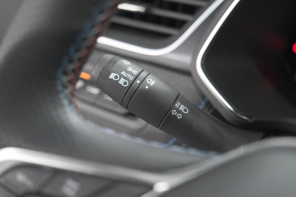 Renault Captur 1.8 e-tech full hybrid 160 esprit alpine | rondom camerazich