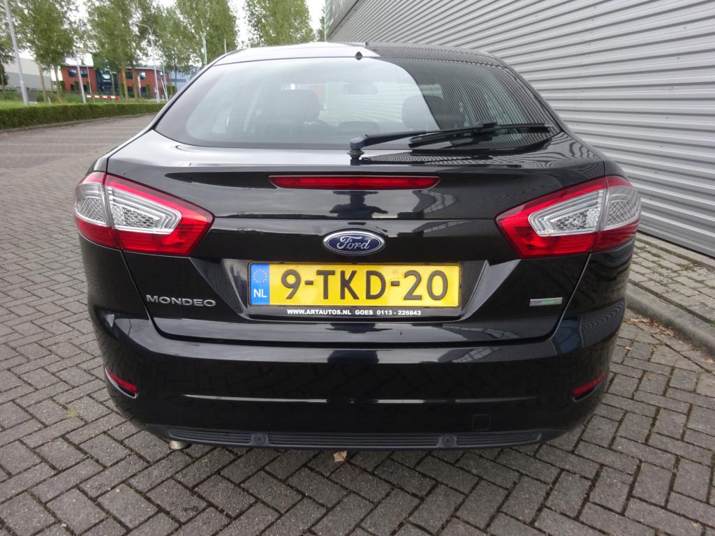 Ford Mondeo 1.6 ecoboost platinum climate / navi / cruise / parkeers. / sto