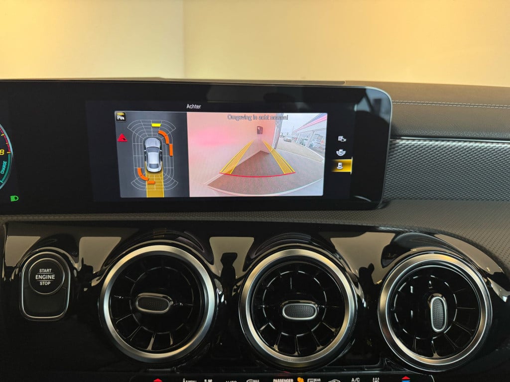 Mercedes-Benz Cla 250 e business solution