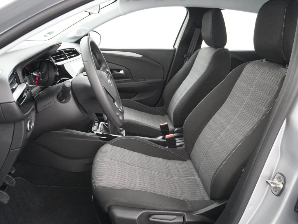 Opel Corsa 1.2 edition | navigatie | cruise control | lm velgen