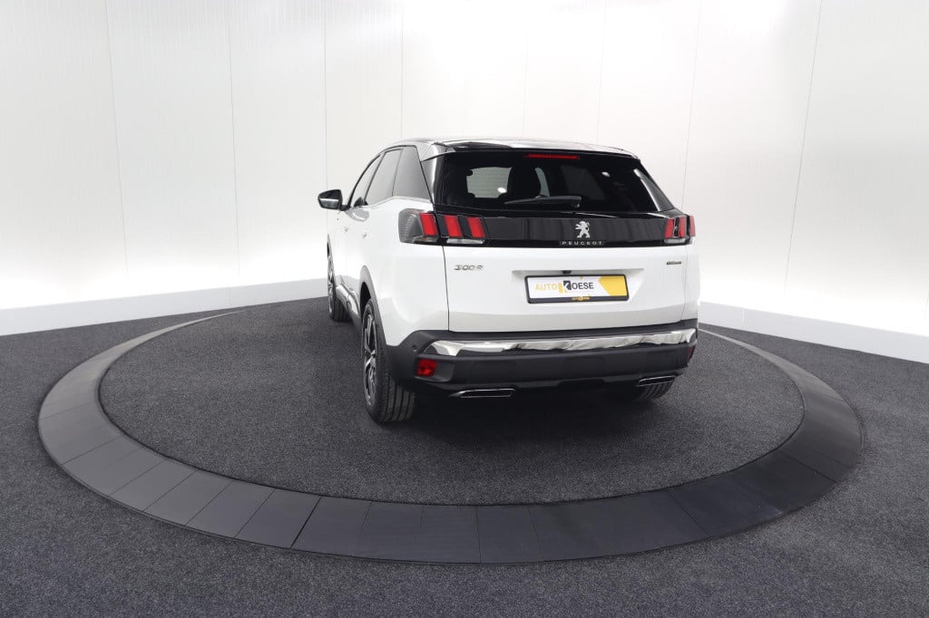 Peugeot 3008 puretech 130 gt-line | camera | dodehoekdetectie | navigatie |