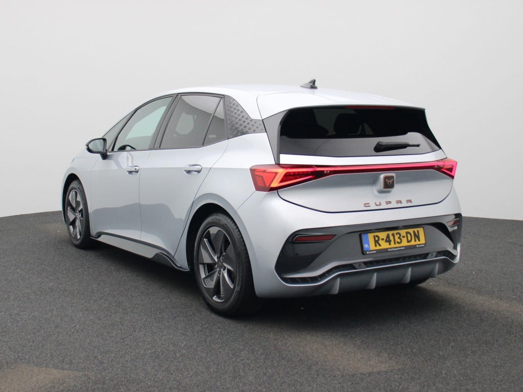 Cupra Born business 62 kwh | navigatie | apple carplay / android auto | ach