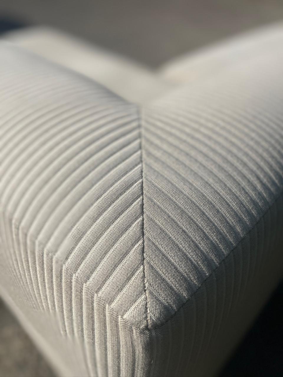 Leolux Faya Lobi Design Hoekbank – Luxe Ribstof –Gratis Levering NL & BE