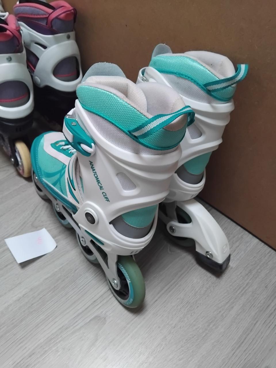 ALLES €10,- / 4 PAAR SKEELERS 36-39 / 37-41 / 40