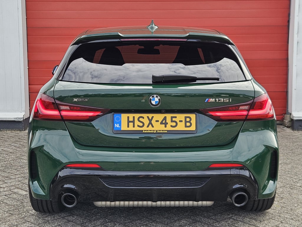 BMW 1 Serie m135i xdrive m-sport pro | irish green