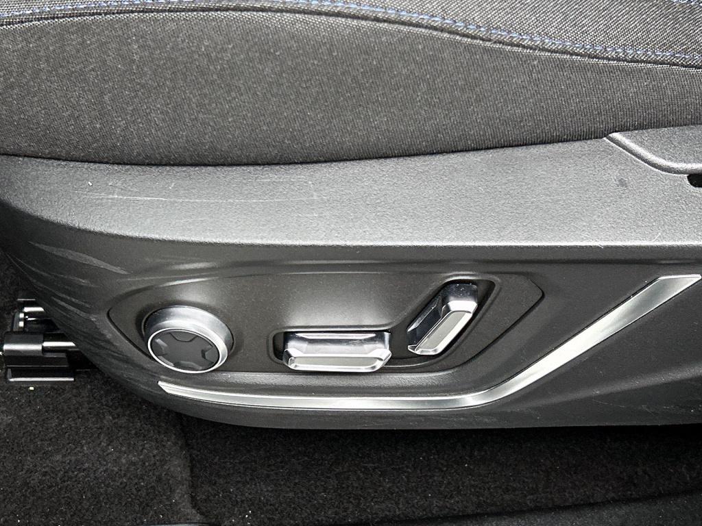 Lynk & Co 01 1.5 | automaat | navigatie | panoramadak | memory seat | infin