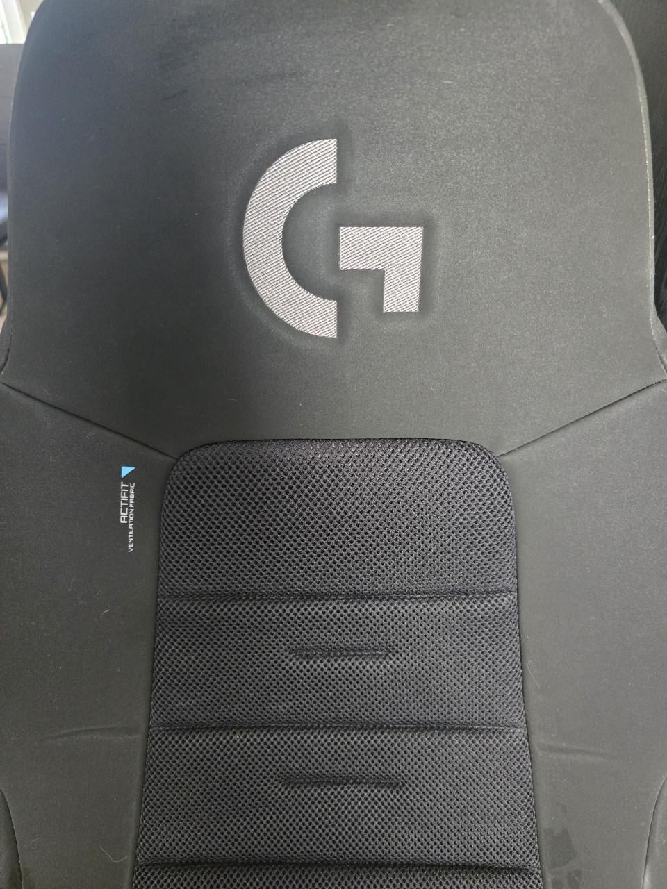 Playseat trophy + logitech g29 + shifter + mat