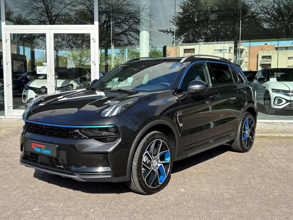Lynk & Co 01 1.5td 261pk phev 7dcth| schuifdak|navi|my'24| 1e eigenaar| rij