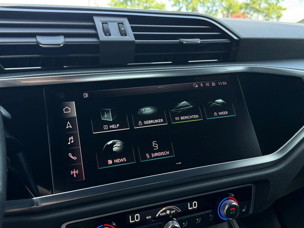 Audi Q3 35 tfsi 3x s line * matrix led * keyless * stoelverwarming