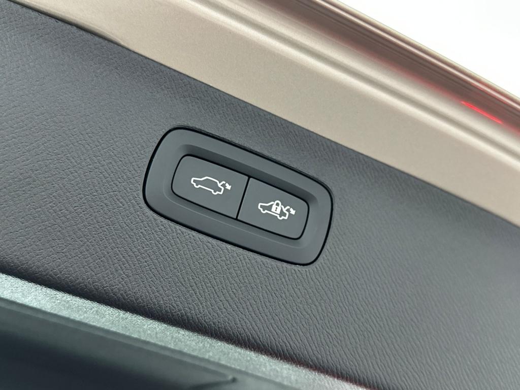 Volvo XC90 t8 455pk recharge ultra dark| adap.cruise| panodak| 360camera| a