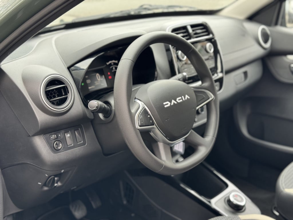 Dacia Spring essential 27 kwh - demo / reservewiel