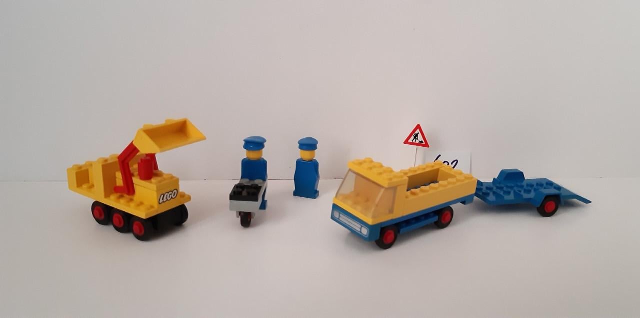 Lego Construction 692: Road Repair Crew : vintage