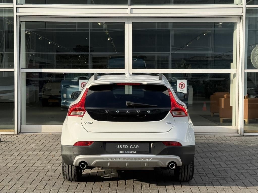 Volvo V40 cross country t3 153pk aut6 polar+ luxury| panodak| camera| leder