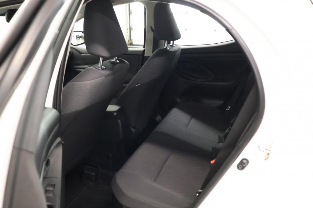 Toyota Yaris 1.5 hyb. 115 first e