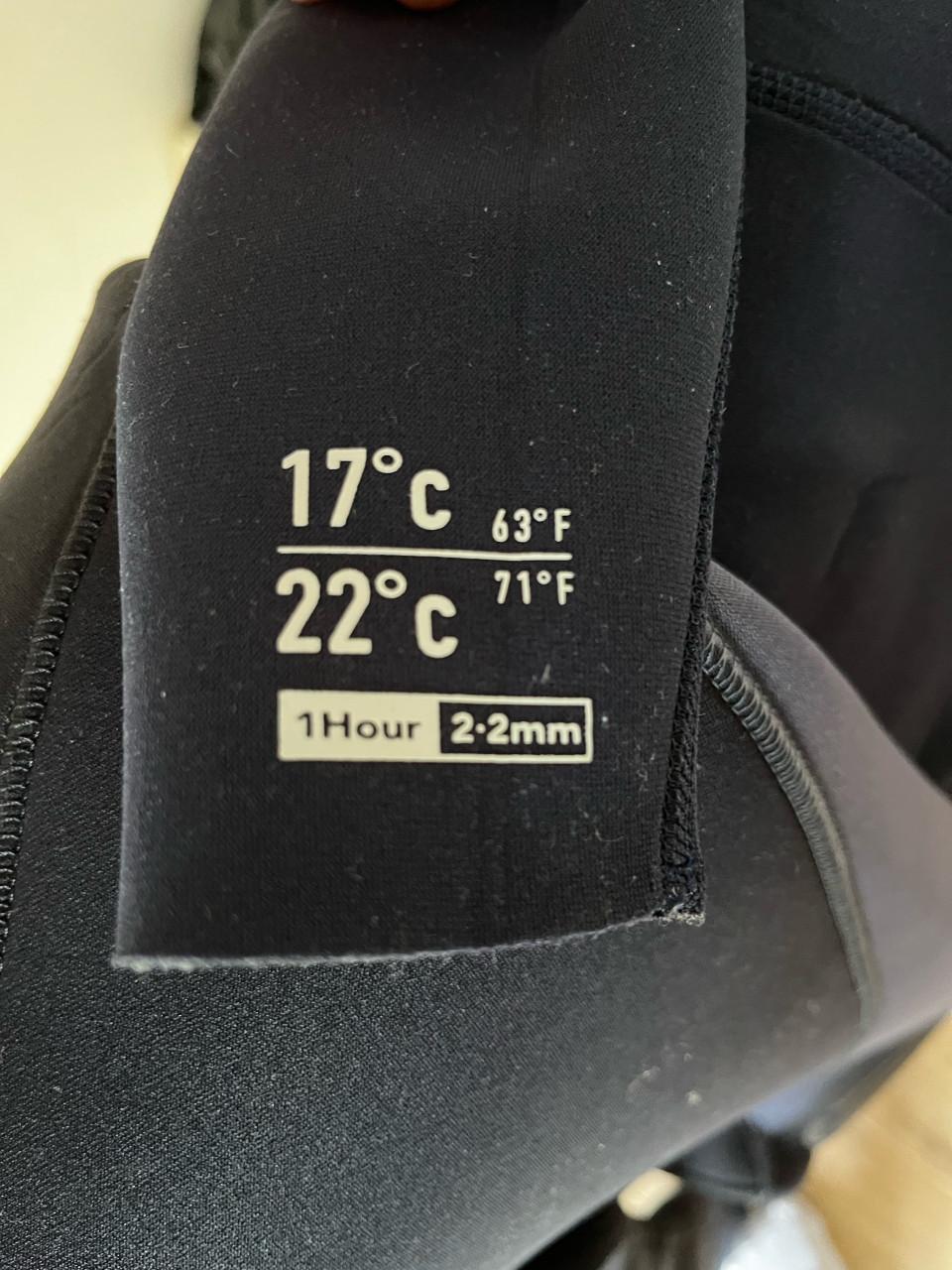 Surfpakken, duik/snorkelpak en zwemshirt