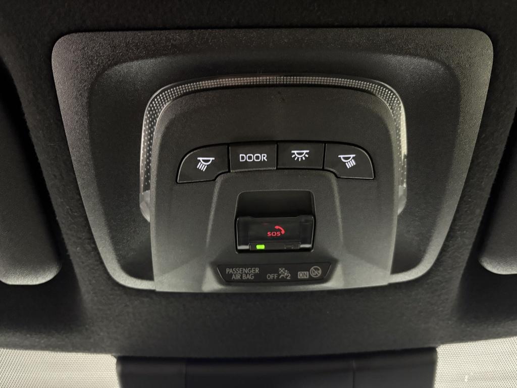 Toyota Corolla Cross hybrid 200 style| adap.cruise| camera| pdc| keyless