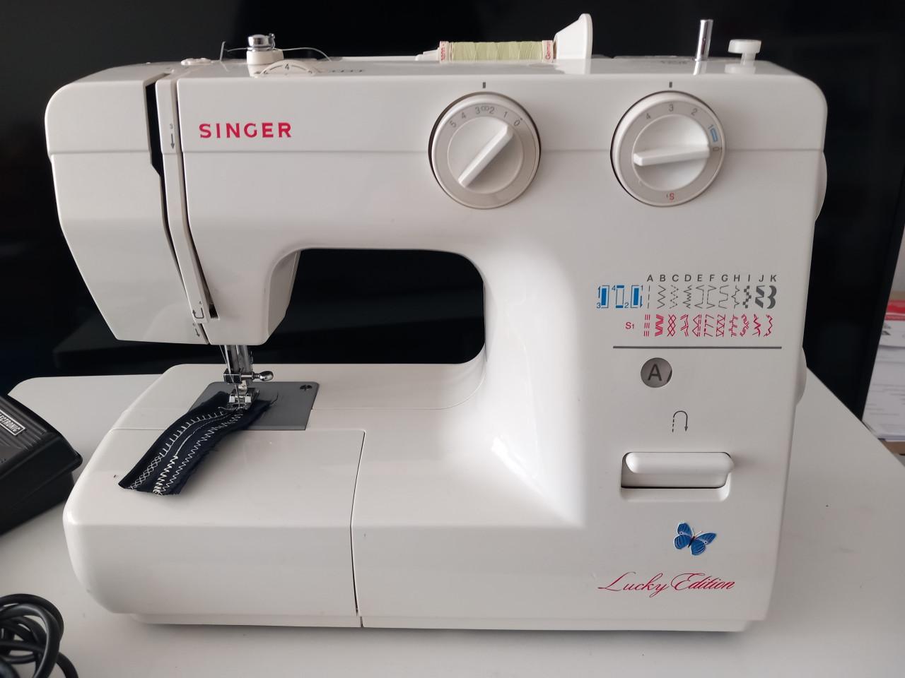 SINGER Lucky Edition naaimachine