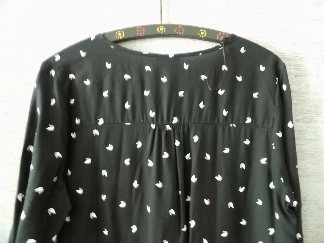 Blouse van Canda maat 42.