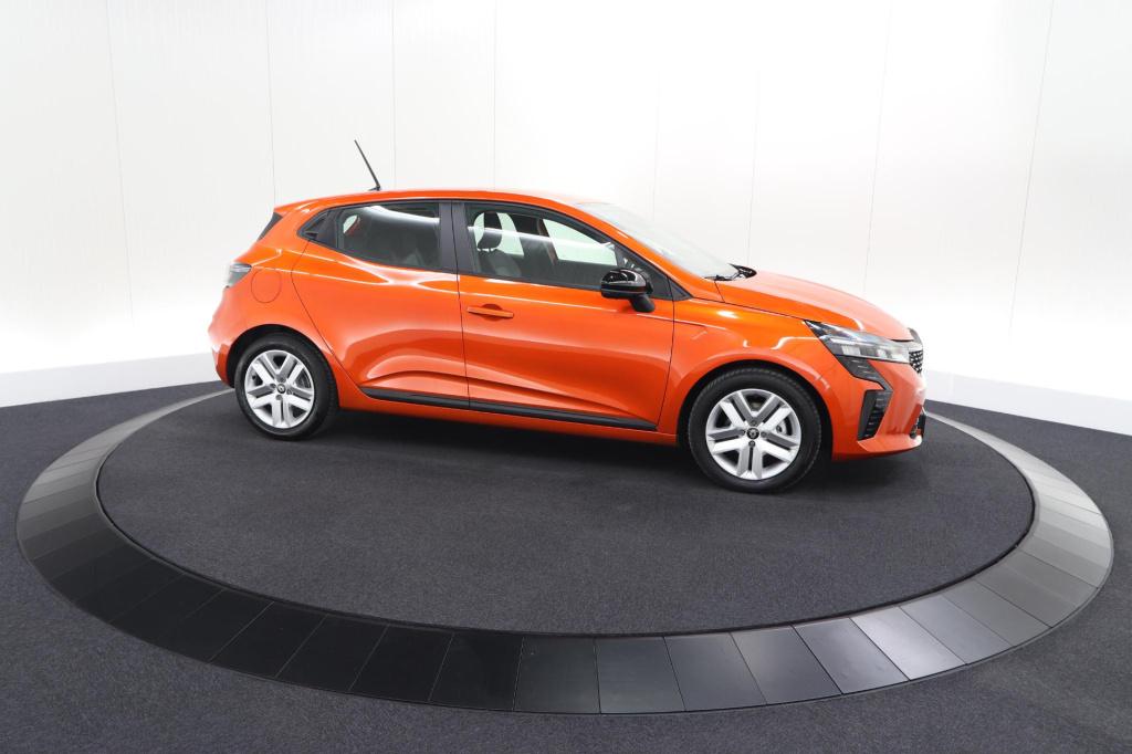 Renault Clio 1.6 e-tech full hybrid 145 evolution holland edition | apple c