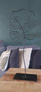 Industrieel Metalen Monstera Blad op Voet