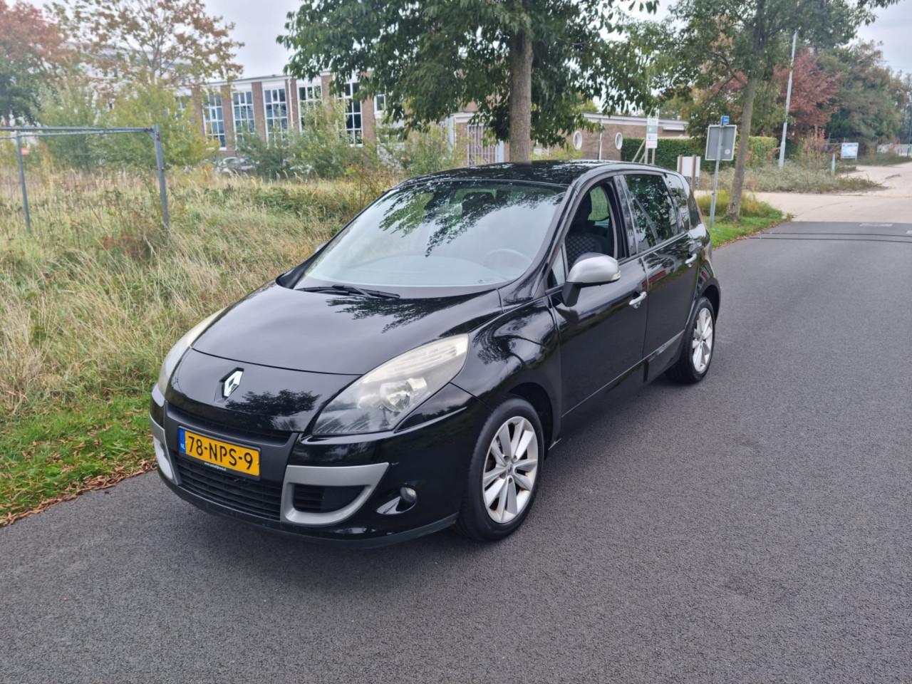 Renault scenic 1.6i 16v celsium zeer mooi bj 2010