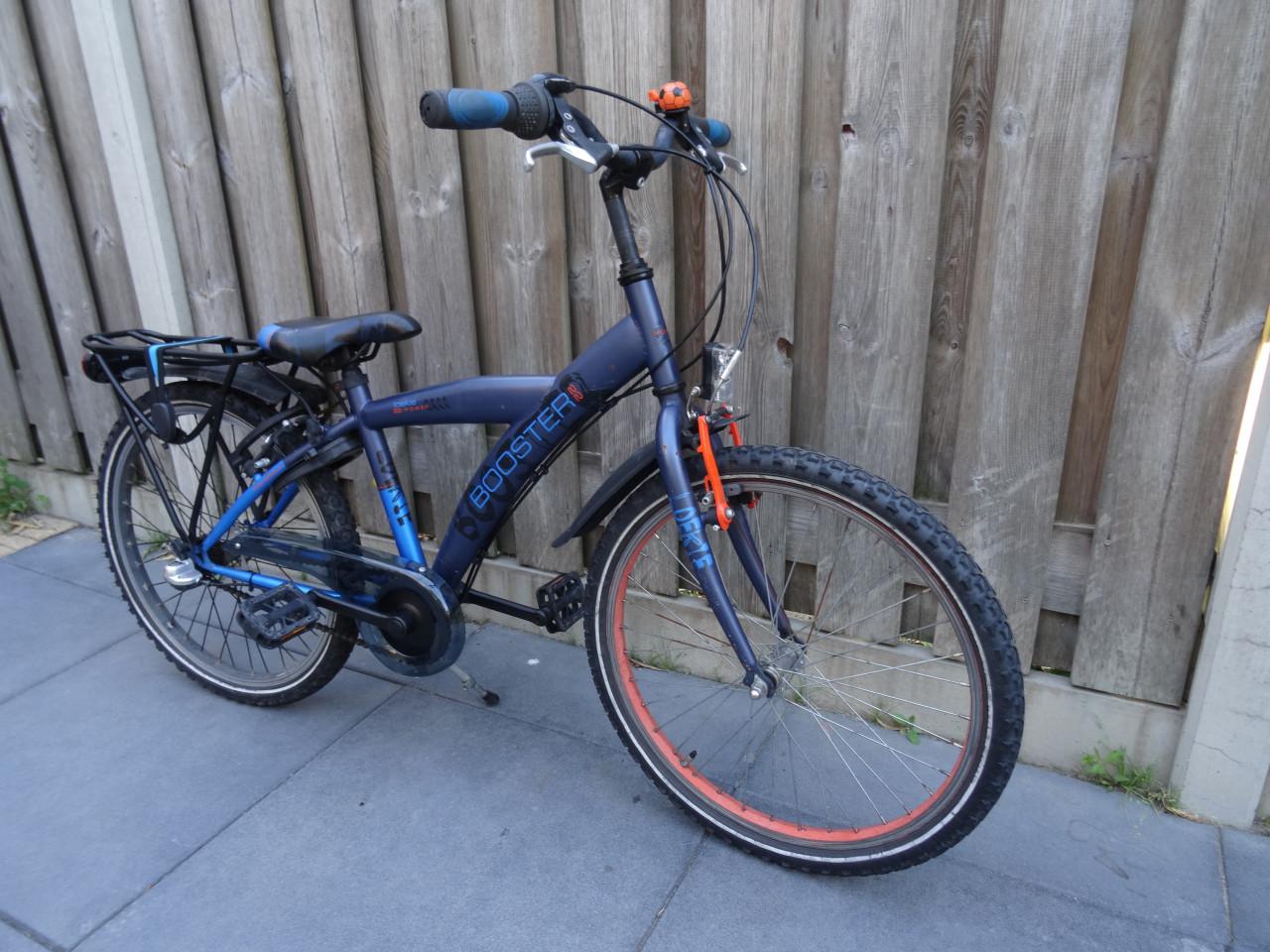 🚲 Loekie Booster Jongensfiets – 22 inch – 3 Versnellingen 💙🧡