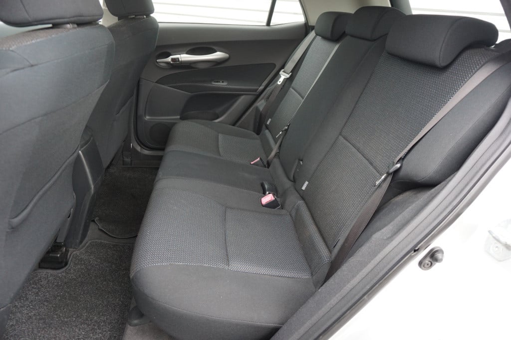 Toyota Auris 1.8 full hybrid aspiration automaat - airco / navi / cruise / 