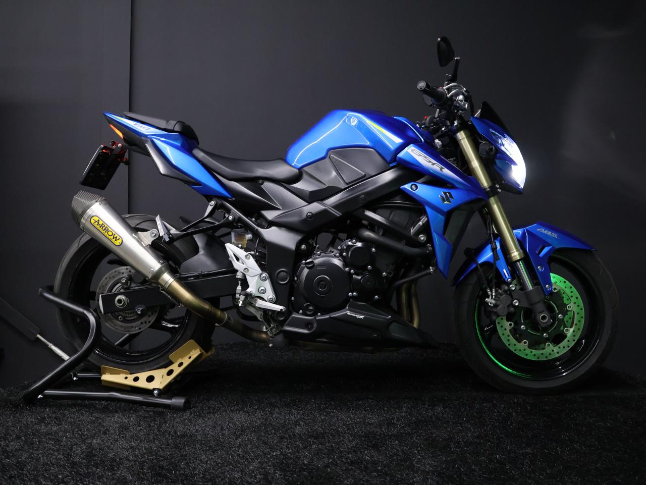 GSR 750 A