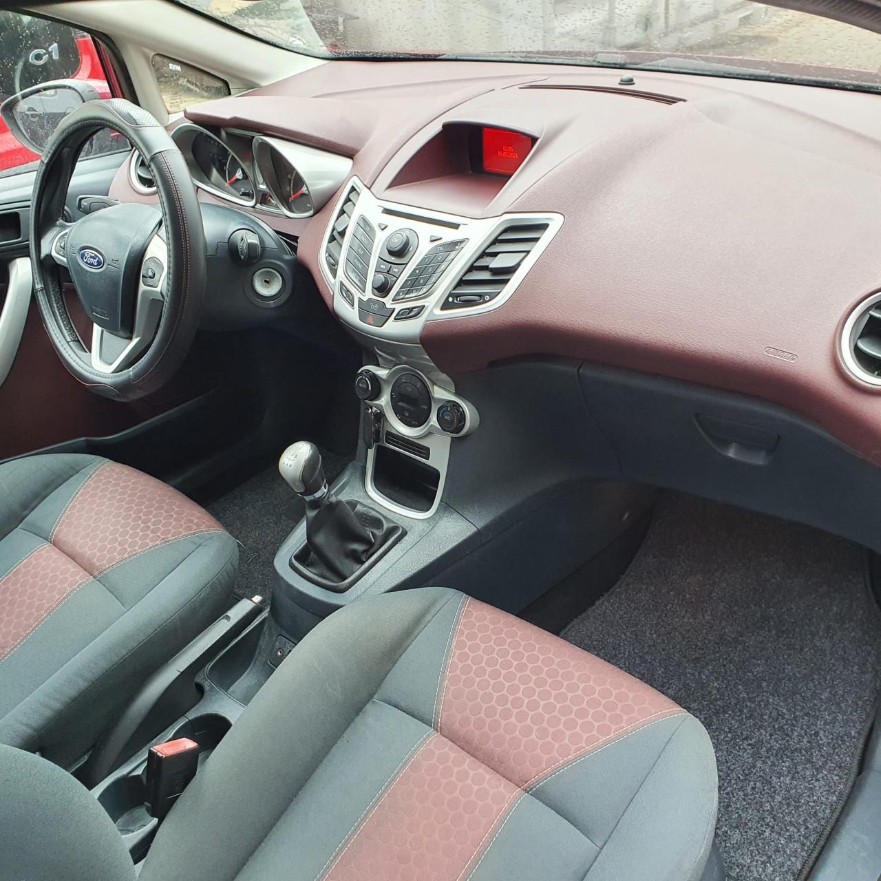 Ford Fiësta 1.25 Trend 5 deurs