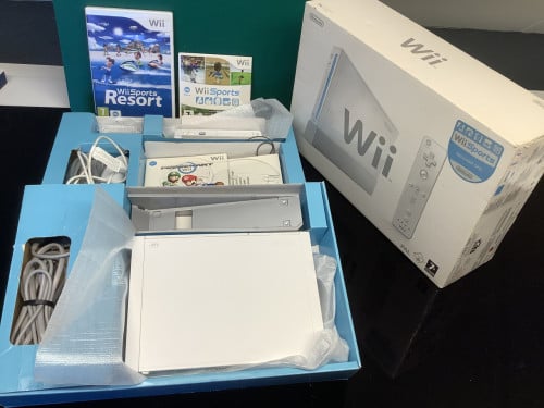 Nintendo Wii in originele doos. Wii Sports pakket. Met extra spellen