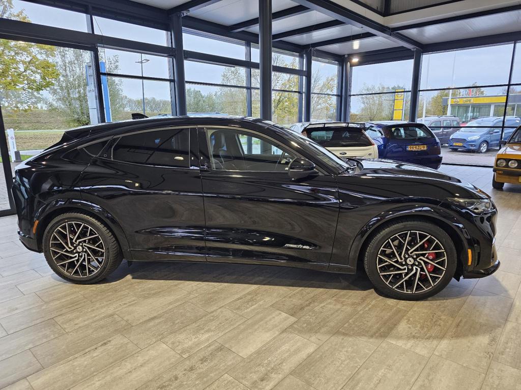 Ford Mustang Mach-e gt extended awd 98 kwh gt 487 pk awd