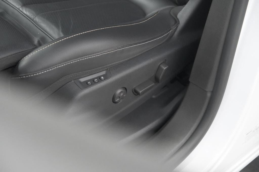 Opel Grandland 1.6 turbo plug-in hybrid 4x4 ultimate | leder-pakket | elekt