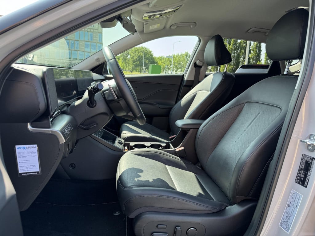 Hyundai Kona 1.6 gdi hev premium | two-tone lakkleur | stoelverwarming + -v