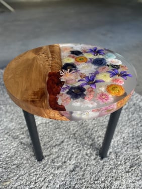 Epoxy bijzettafel