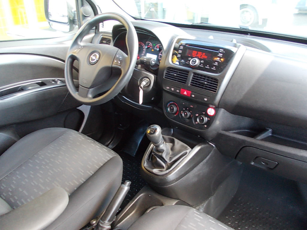 Opel Combo 1.6 cdti 77 kw (105pk) airco, cruise-contr.