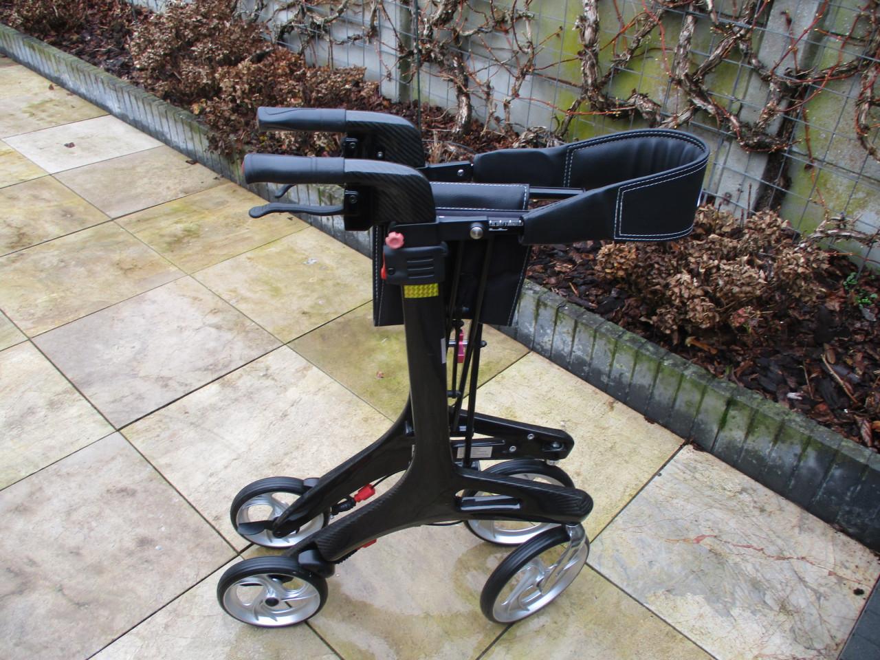 Nieuw Drive Nitro opvouwbare lichtgewicht CARBON rollator