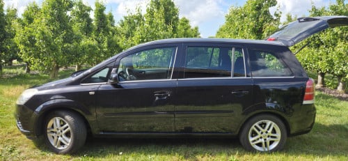 Opel Zafira 2007 2.2 Direct