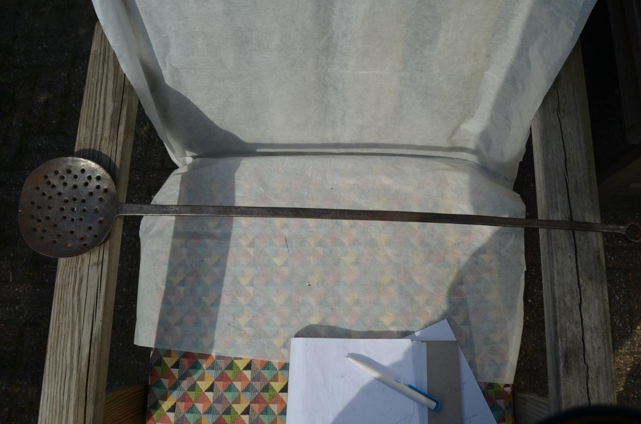 2 Smeedijzeren scheppen 19e eeuw Vuurschep Schuimspaan