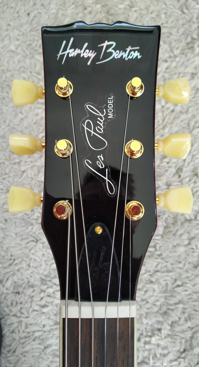 Harley Benton SC-550 II De Luxe + upgrades en gigbag z.g.a.n.  275 euro.