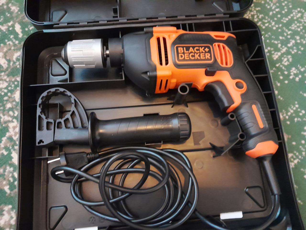 B+D 850W klopboormachine