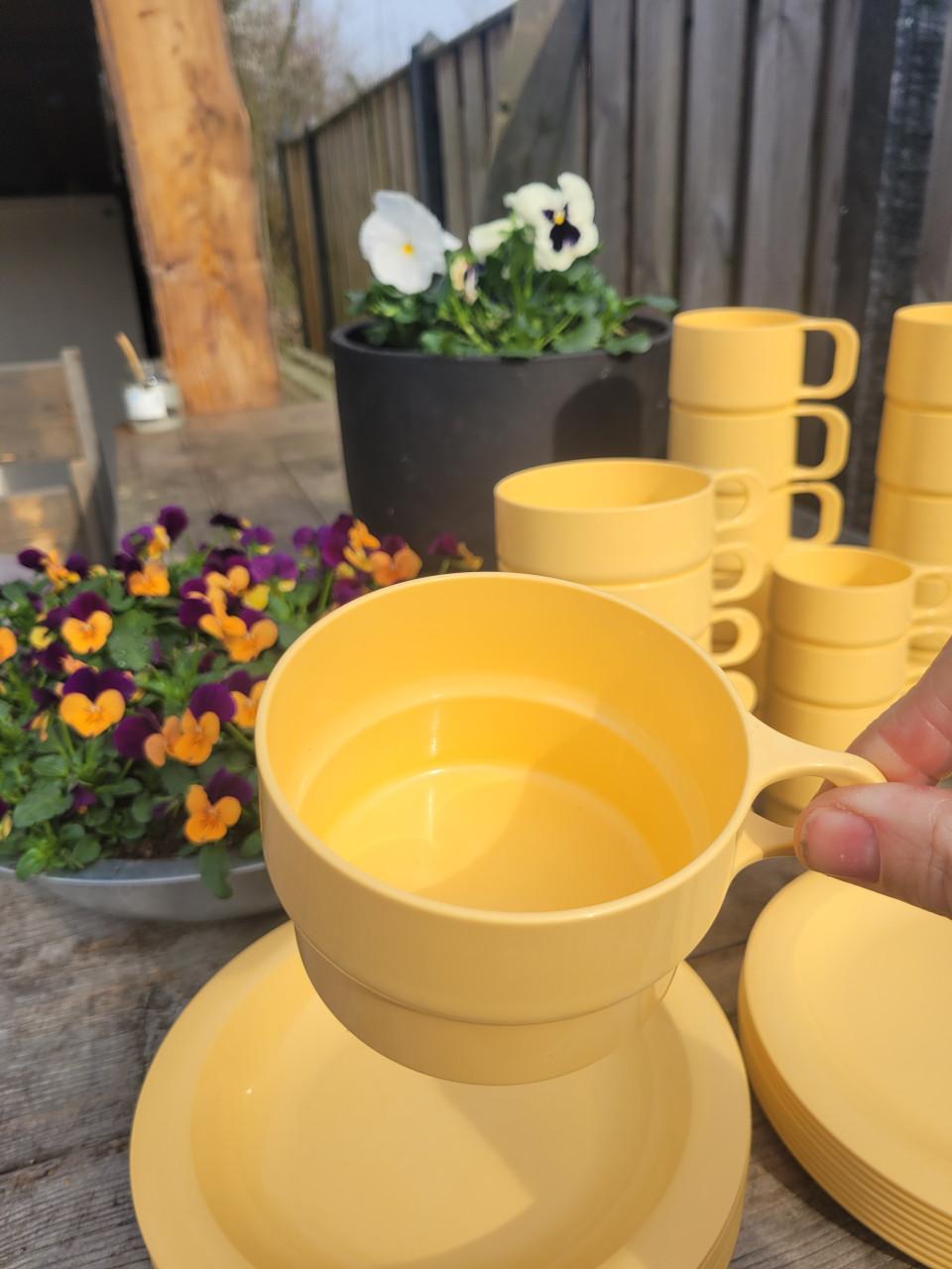 Servies Coppia bv voor camping
