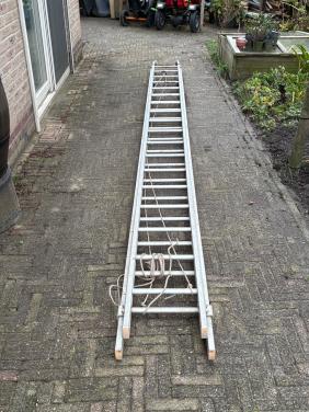 Ladder 2 x 5 meter