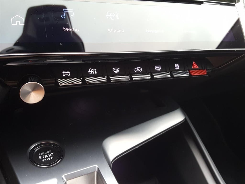 Peugeot 408 1.2 puretech 130pk eat8 gt | applecarplay & androidauto | cruis