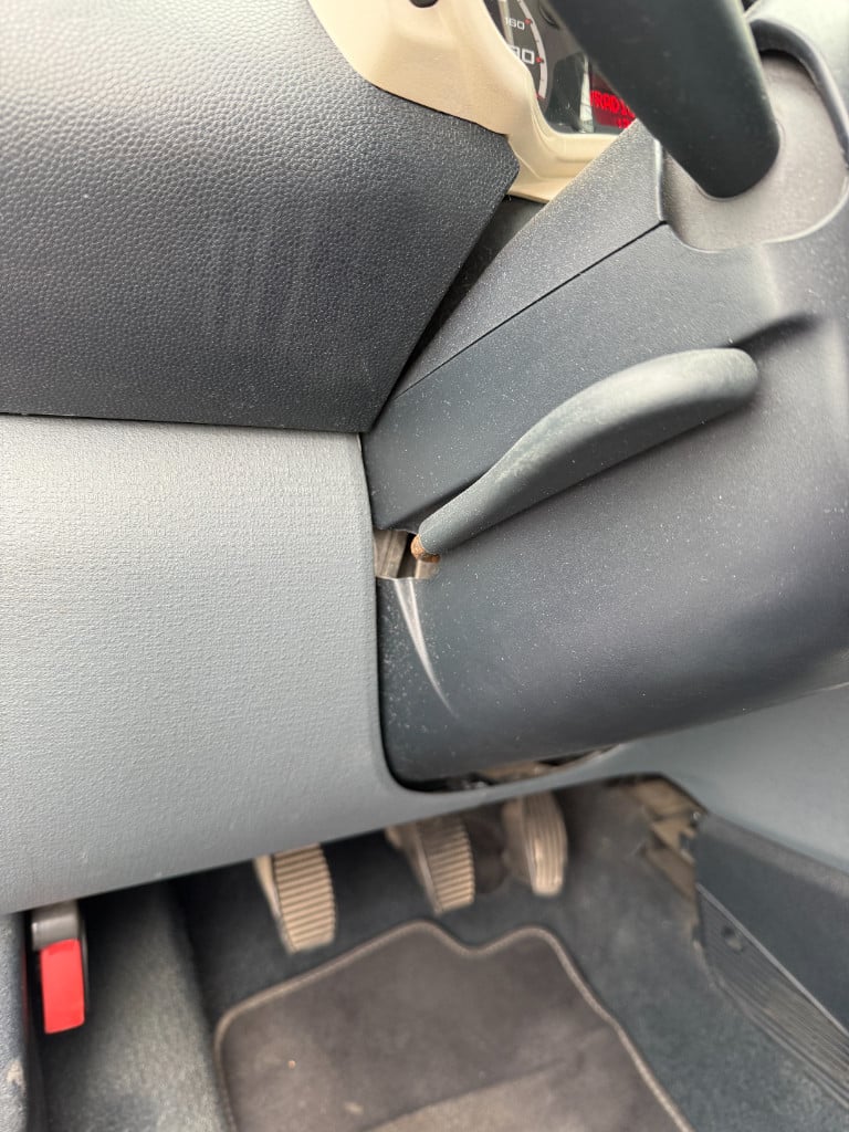 Ford KA 1.2 - titanium - airco