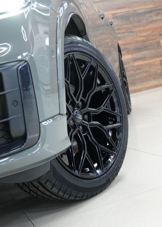 Audi Q2 1.5 tfsi | acc | pdc | carplay | s-line |