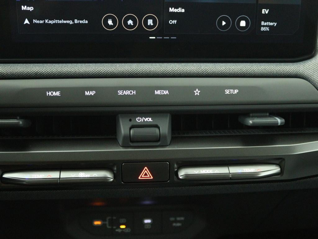 Kia Ev3 plus 81.4 kwh | trekhaak afneembaar | parkeercamera | stoel- en stu