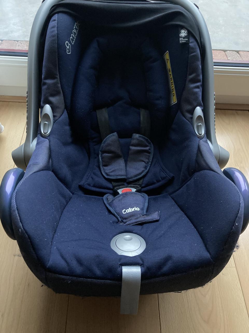 Blauwe Maxi-Cosi Capri