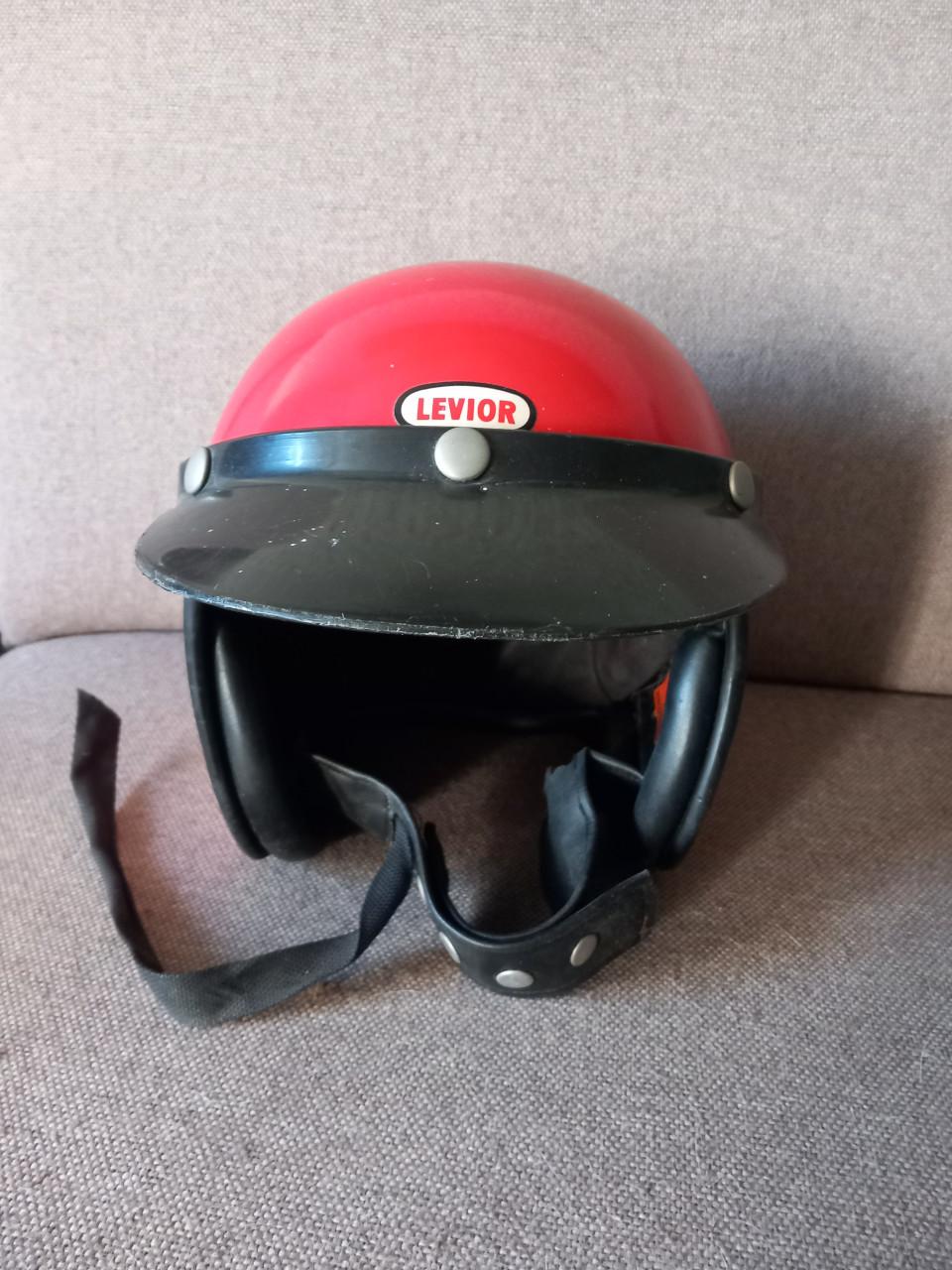 Vintage helm van Levior